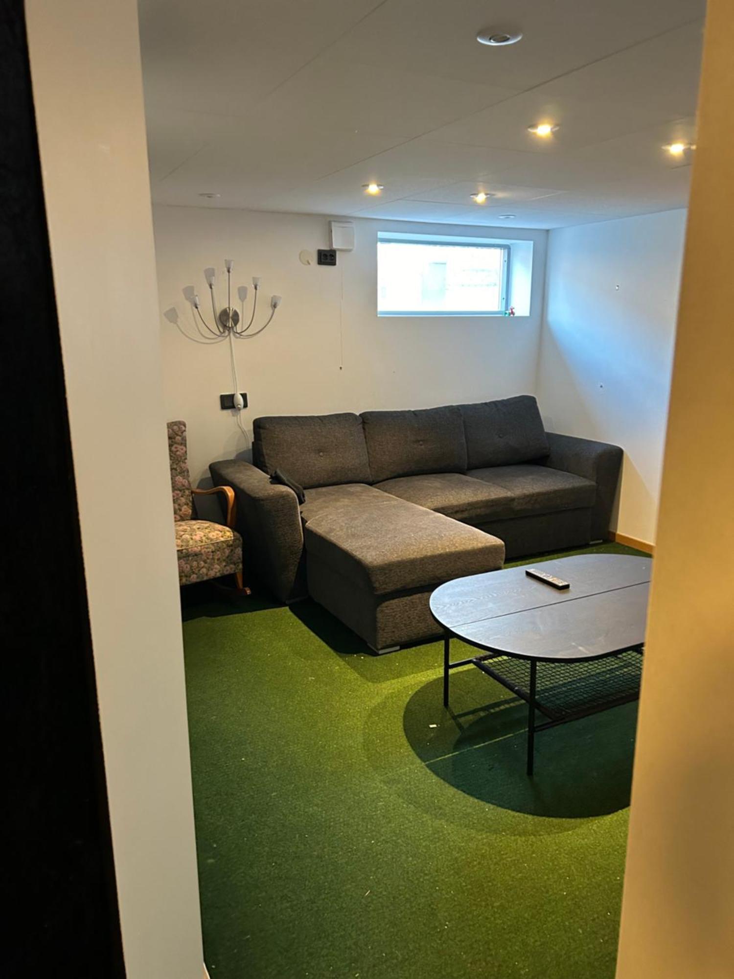 Kaellarlaegenhet Floragatan Apartment Halmstad Exterior foto